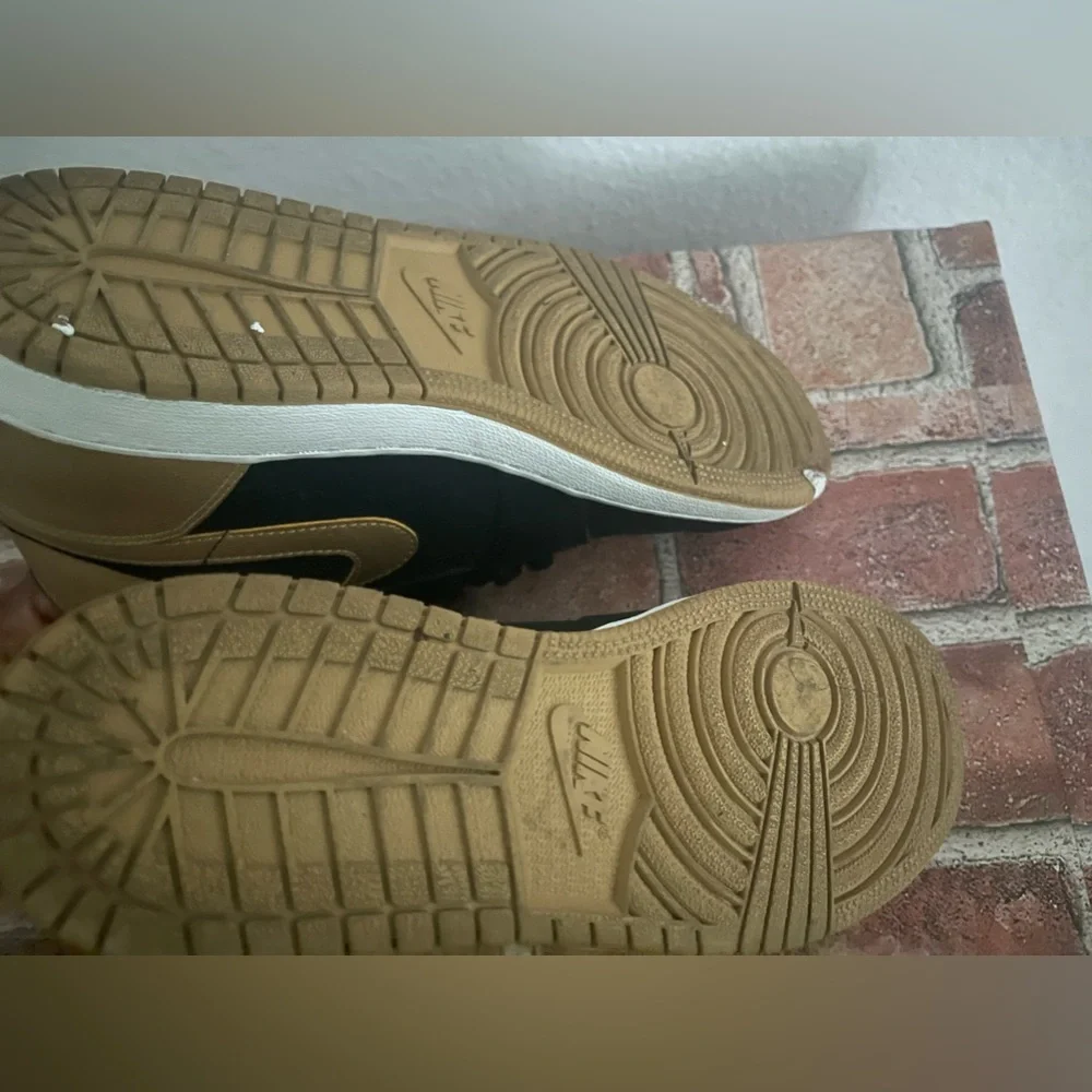 Jordan 1 Retro x Melo high top - Picture 3 of 4